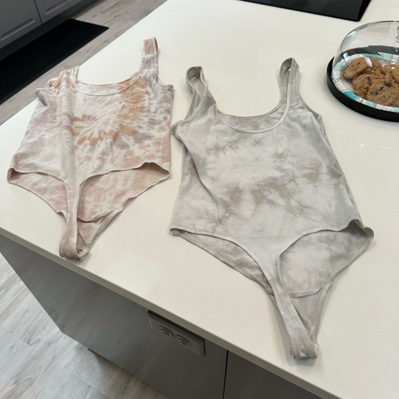 2 Abercrombie Tie Dye Bodysuits - Picture 2 of 5